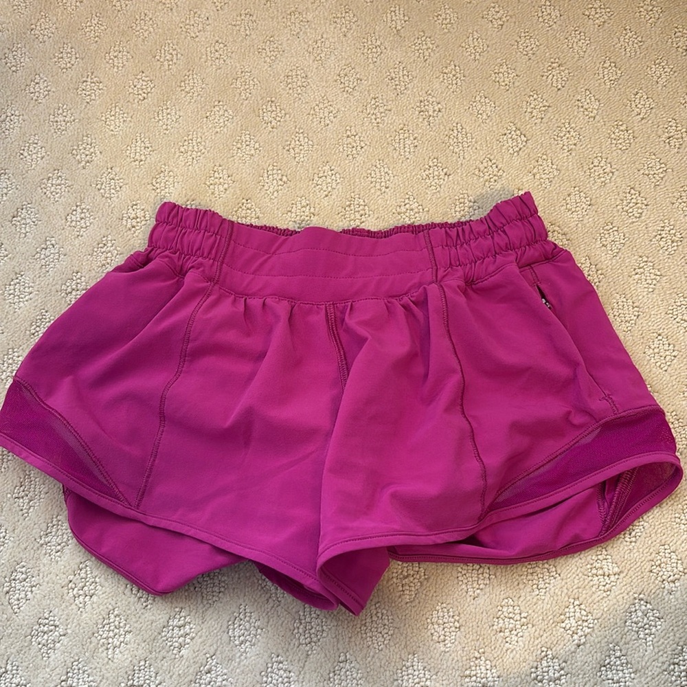 Lululemon hotty hot size 2